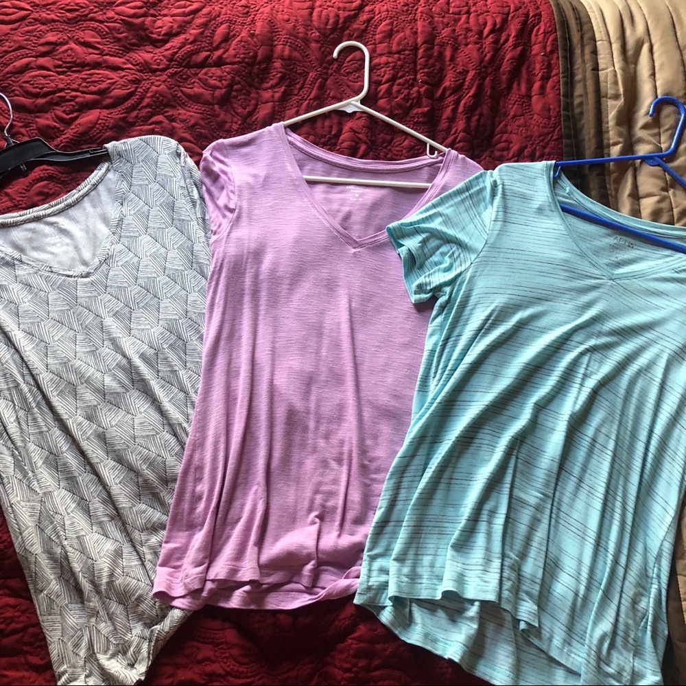 Apt 9 v neck tees